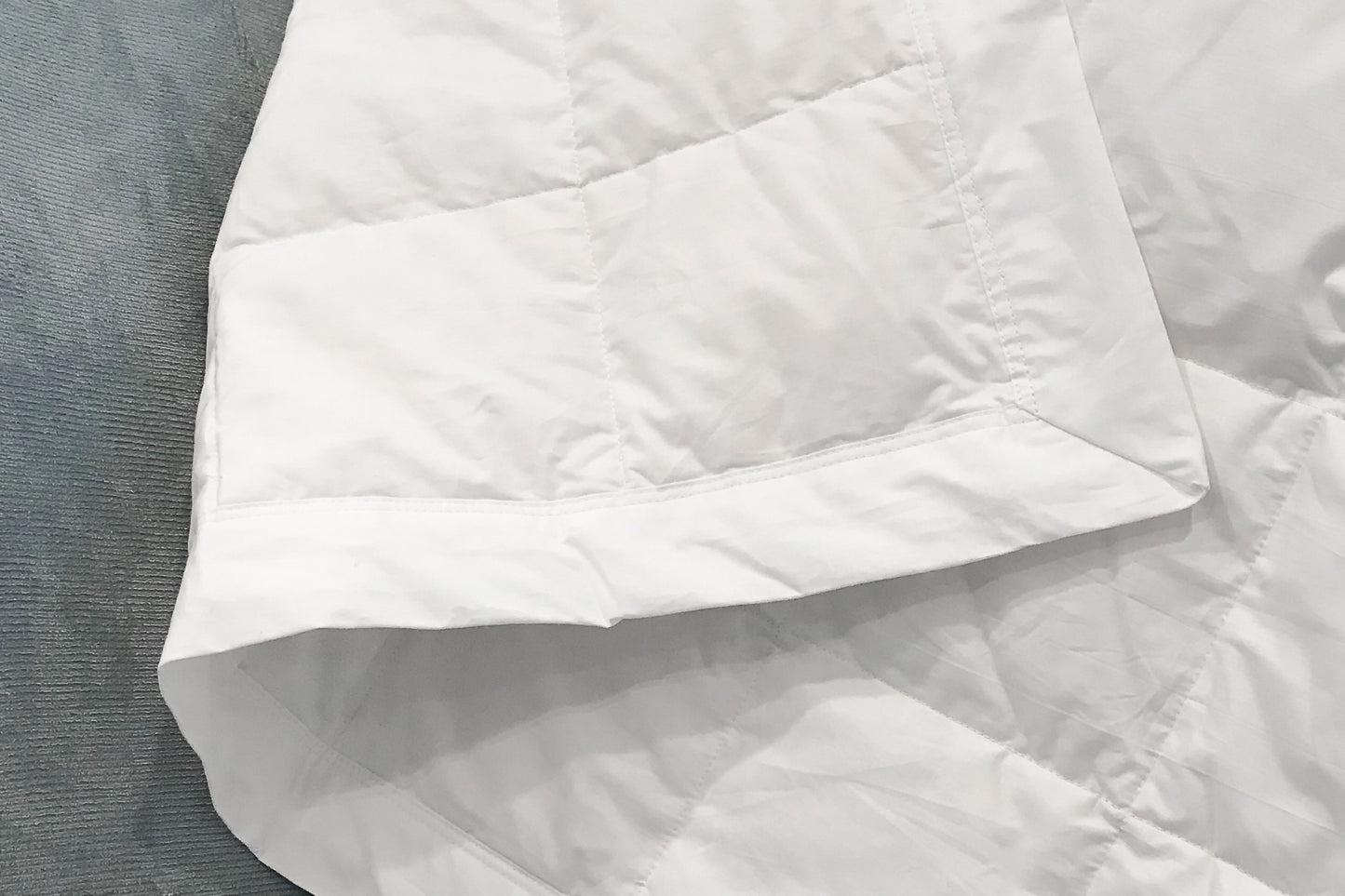 Quilted Down Alternative Cotton Blanket with 2" Trim