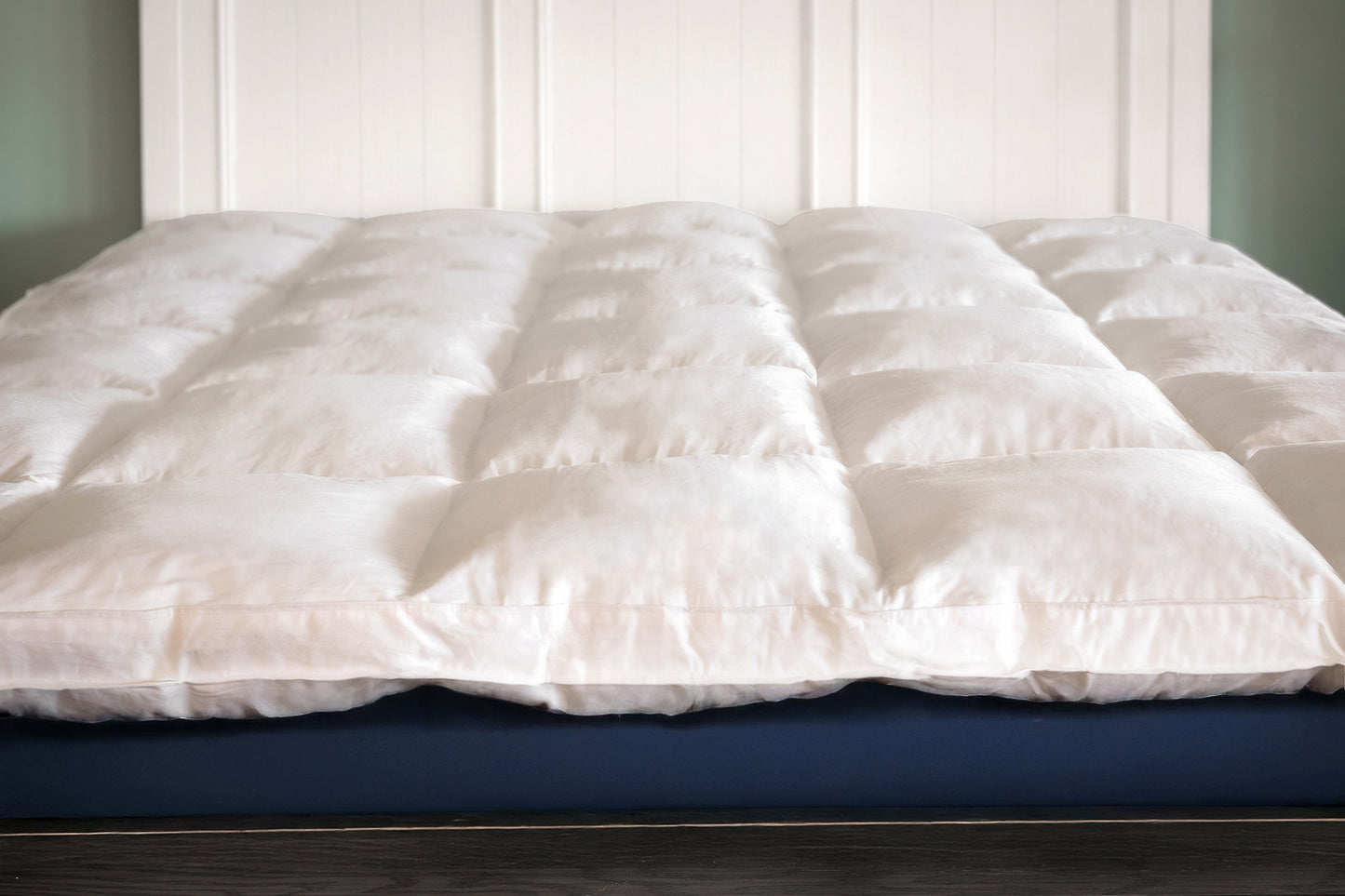 Down-Alternative Mattress Topper Featherbed